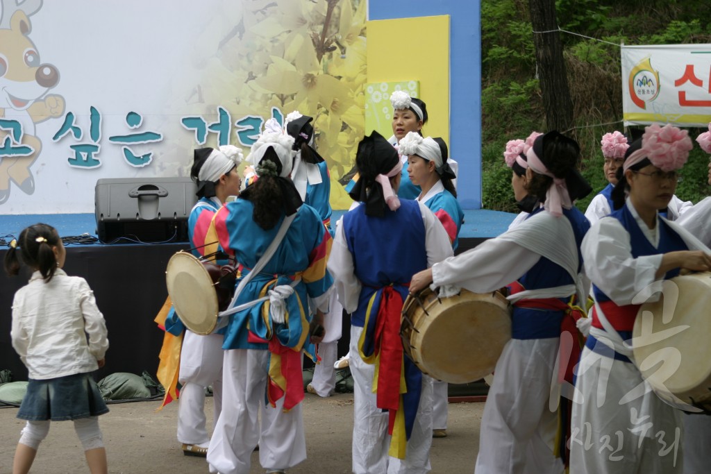 연희동 승학길 차없고 걷고 싶은 거리 행사